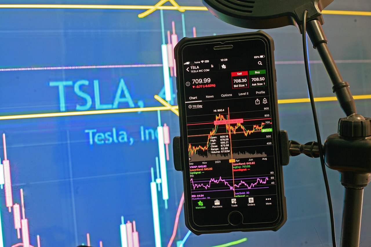 Swedish pension fund blacklists Tesla as...